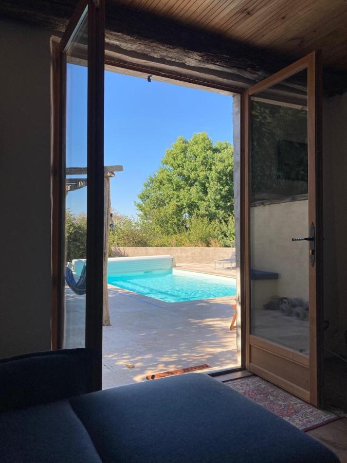 Rustic Cottage With Stunning Swimming Pool Saint-Front  Dış mekan fotoğraf